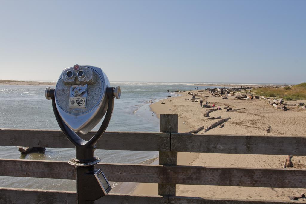 Looking Glass Inn Lincoln City Dış mekan fotoğraf