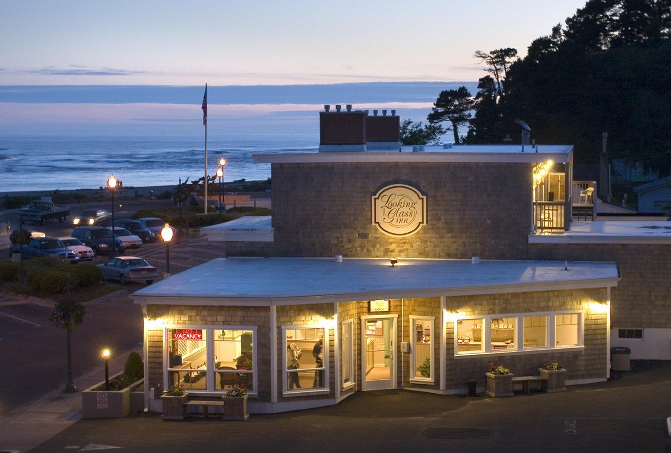 Looking Glass Inn Lincoln City Dış mekan fotoğraf